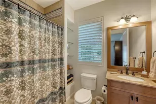 1729 Cherokee Dr, Sarasota, FL 34239 - Photo 33