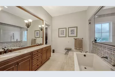 1729 Cherokee Drive, Sarasota, FL 34239 - Photo 23