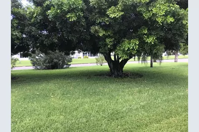 3705 34th Ave Drive W, Bradenton, FL 34205 - Photo 9