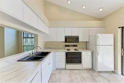 4537 Morningside #10, Sarasota, FL 34235 - Photo 9