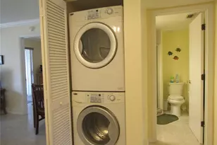 4628 Ringwood Meadow, Sarasota, FL 34235 - Photo 29