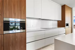 111 Golden Gate Point, Sarasota, FL 34236 - Photo 23