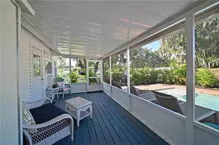 1318 6th St W, Palmetto, FL 34221 - Photo 7