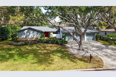 5331 Dominica Circle, Sarasota, FL 34233 - Photo 1