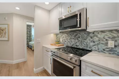 800 N Tamiami Trail #312, Sarasota, FL 34236 - Photo 15