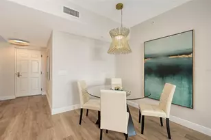 800 N Tamiami Trl, Sarasota, FL 34236 - Photo 11