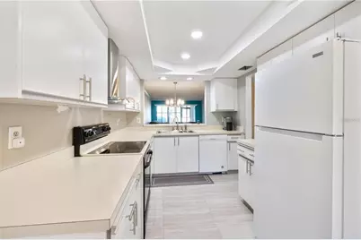 6211 Timber Lake Drive #B9, Sarasota, FL 34243 - Photo 5