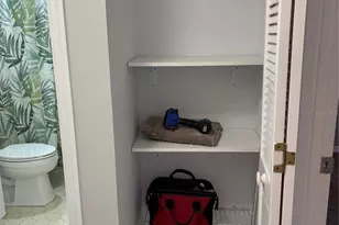 6211 Timberlake Dr, Sarasota, FL 34243 - Photo 21