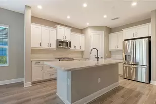 12705 Palatka Dr, Venice, FL 34293 - Photo 9