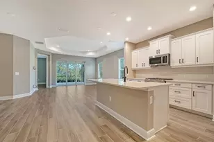 12705 Palatka Dr, Venice, FL 34293 - Photo 3