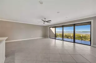 3893 Catalina Dr, Bradenton, FL 34210 - Photo 7