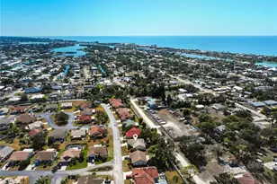 79 Inlets Blvd, Nokomis, FL 34275 - Photo 33