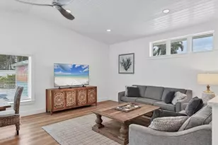 270 Gladiolus St, Anna Maria, FL 34216 - Photo 11