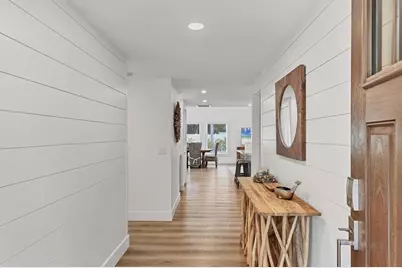 270 Gladiolus Street, Anna Maria, FL 34216 - Photo 9