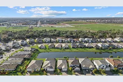 5904 Bluestar Court, Lakewood Ranch, FL 34211 - Photo 39