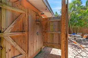 205 Peacock Ln, Holmes Beach, FL 34217 - Photo 19