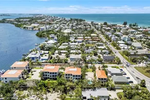 205 Peacock Ln, Holmes Beach, FL 34217 - Photo 1