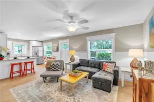 205 Peacock Ln, Holmes Beach, FL 34217 - Photo 3