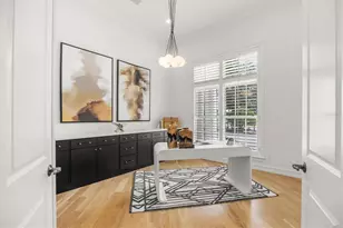 7921 Waterton Ln, Lakewood Ranch, FL 34202 - Photo 11