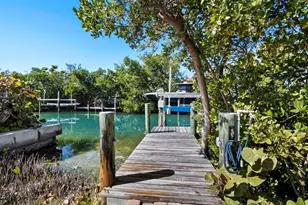 601 Norton St, Longboat Key, FL 34228 - Photo 49