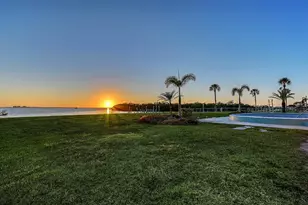 7322 Westmoreland Dr, Sarasota, FL 34243 - Photo 9