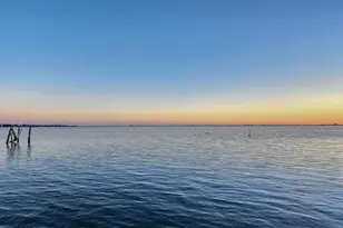 7322 Westmoreland Dr, Sarasota, FL 34243 - Photo 17