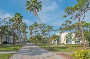 7322 Westmoreland Dr, Sarasota, FL 34243 - Photo 89