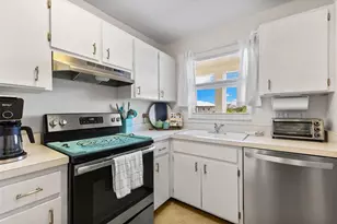 915 Beach Rd, Sarasota, FL 34242 - Photo 9