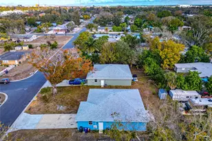 3221 3rd St E, Bradenton, FL 34208 - Photo 39