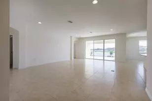 15543 Trinity Fall Way, Bradenton, FL 34212 - Photo 3