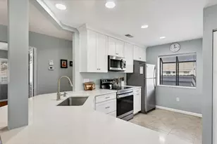 600 Carriage House Ln, Nokomis, FL 34275 - Photo 7