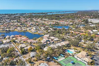 600 Carriage House Lane #204, Nokomis, FL 34275 - Photo 3