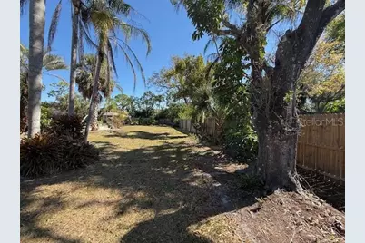 3846 Malec Circle, Sarasota, FL 34233 - Photo 23