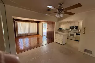 3846 Malec Cir, Sarasota, FL 34233 - Photo 5