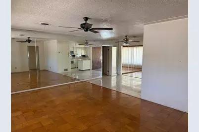 3846 Malec Circle, Sarasota, FL 34233 - Photo 9