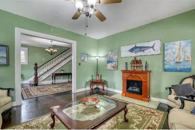 304 15th Street W, Bradenton, FL 34205 - Photo 13