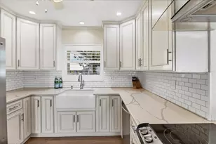 2149 Wason Rd, Sarasota, FL 34231 - Photo 11