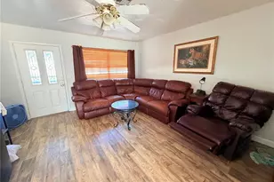 3226 Bailey St, Sarasota, FL 34237 - Photo 5