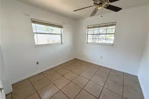 3226 Bailey St, Sarasota, FL 34237 - Photo 11