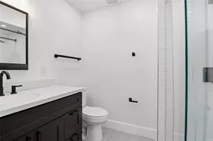 5062 Village Gardens Dr, Sarasota, FL 34234 - Photo 27