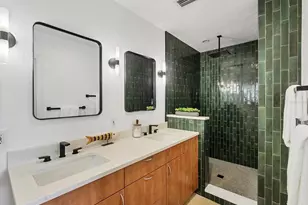 2329 Siesta Dr, Sarasota, FL 34239 - Photo 17