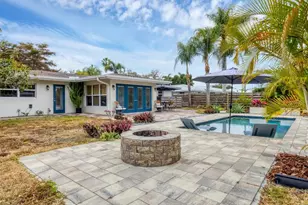 2329 Siesta Dr, Sarasota, FL 34239 - Photo 25