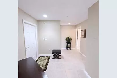 6318 Grand Oak Circle #201, Bradenton, FL 34203 - Photo 7