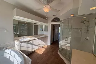 5205 Far Oak Cir, Sarasota, FL 34238 - Photo 15