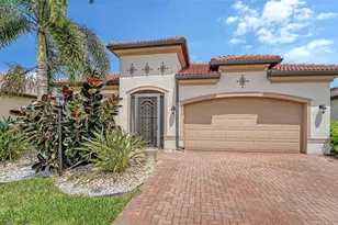 9817 Marbella Dr, Bradenton, FL 34211 - Photo 3