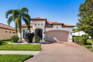 9817 Marbella Dr, Bradenton, FL 34211 - Photo 1