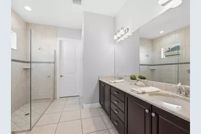 9817 Marbella Drive, Bradenton, FL 34211 - Photo 15
