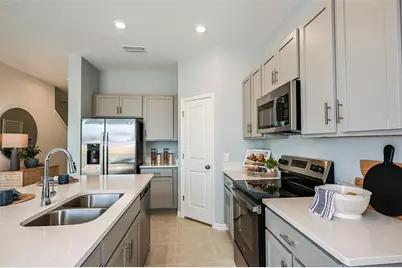 7603 Waterscape Drive, Groveland, FL 34736 - Photo 5