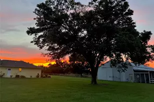 331 SE Hwy 42, Summerfield, FL 34491 - Photo 11