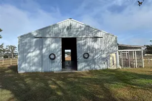 331 SE Hwy 42, Summerfield, FL 34491 - Photo 13